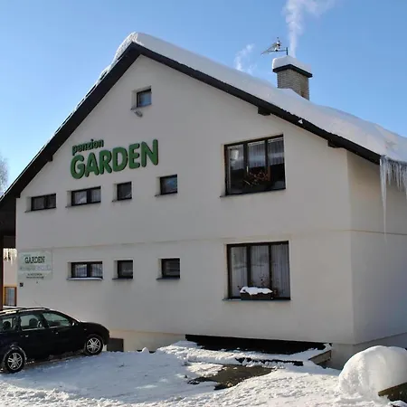 Garden Guest house Cerny Dul
