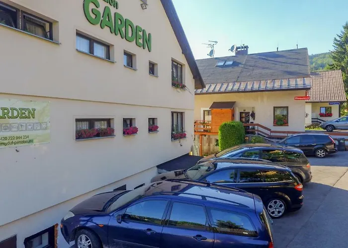 Garden Pensionat Černý Dŭl