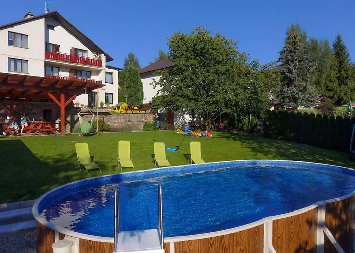 Garden Pensionat 3*